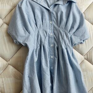 SHEIN Striped Blue and White Fabric